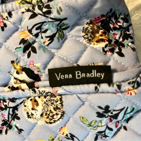 Vera Bradley Weekender Travel Bag Perrenial Gray Floral New Never Used - Picture 2 of 9